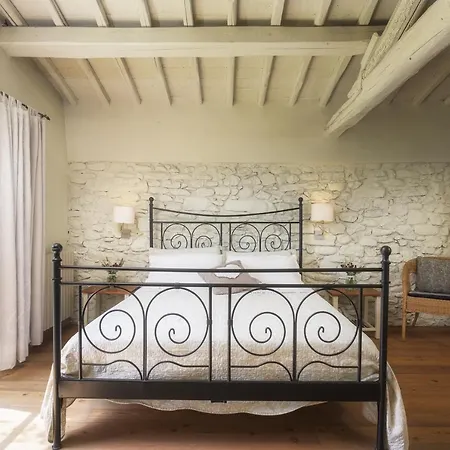 Casa Al Fiume 4&2, Emma Terranuova Bracciolini